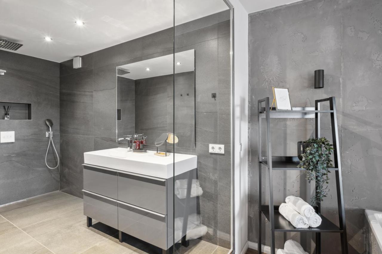 Design-Apartment - Bochum Zentrum - 2 Balkons - 118M2 - Netflix 외부 사진